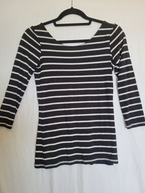 Guess Top Scoop Back Black White Stripe Size S Long Sleeve Preppy
